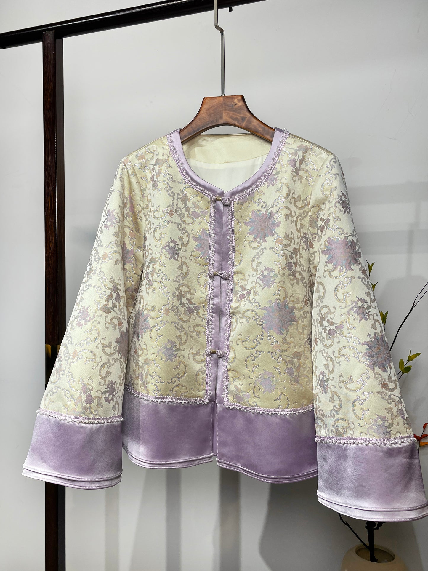 Song Brocade Coat・Purple Treasure Flower Motif, Gentle Style 宋锦宝相花纹紫色温柔外套