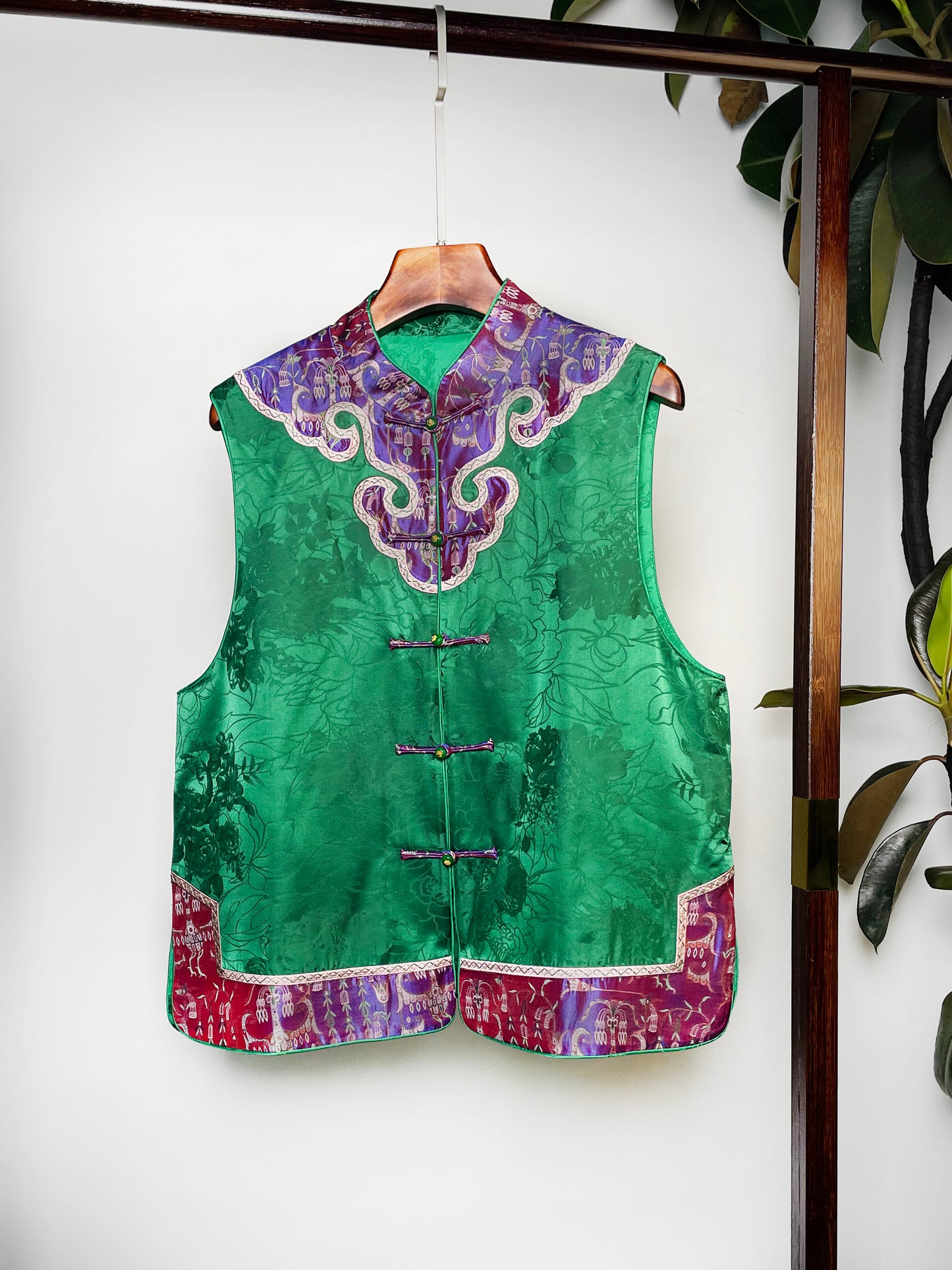 Shu Brocade Waistcoat・Sanxingdui Dragon Pattern Spliced Design 三星堆龙纹拼蜀锦马甲