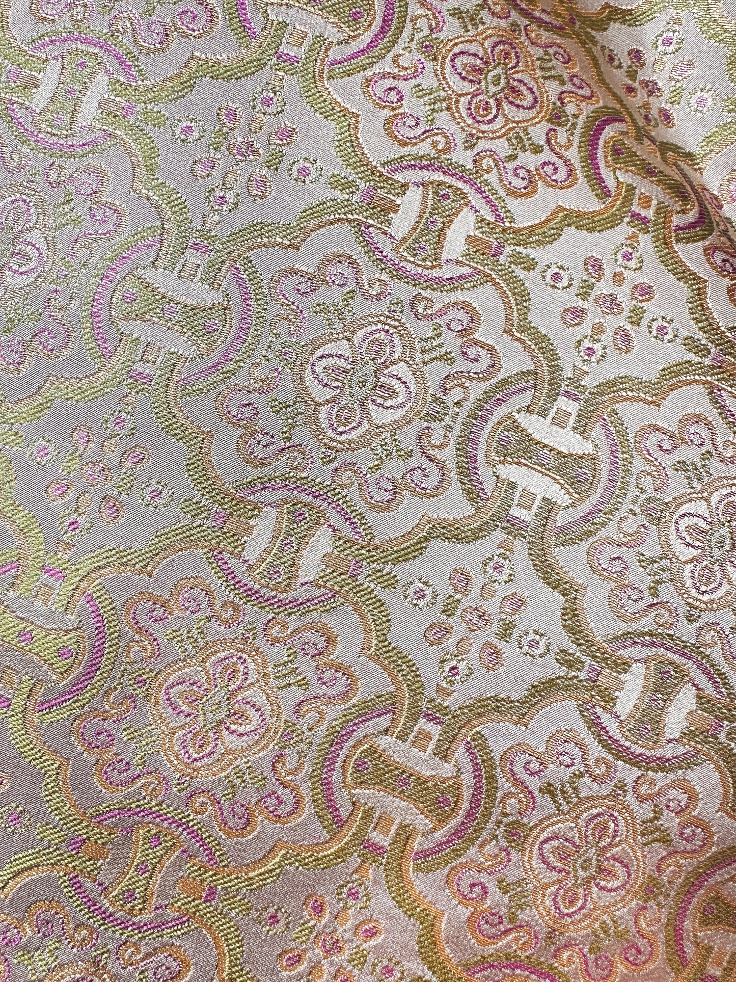 Shangjiukai Victory Motif Song Brocade Crossbody Bag | 上久楷定胜纹宋锦斜挎包