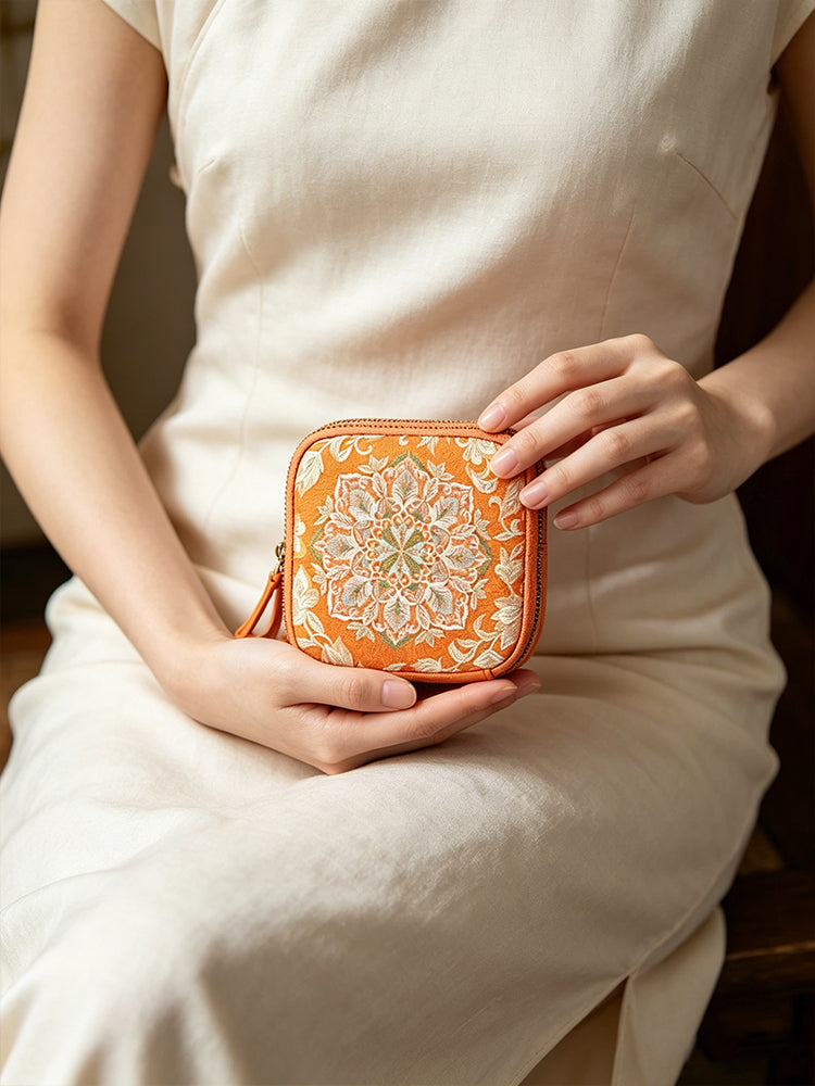 Colorful Lotus & Bao Xiang Floral Song Brocade Card Holder | 彩莲宝相花宋锦卡包