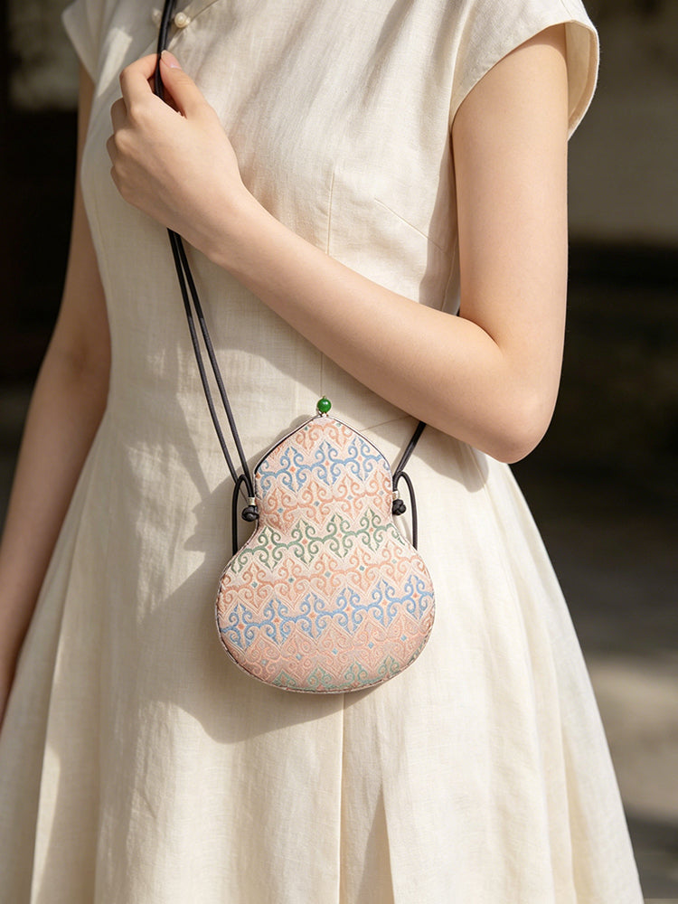 Scroll Grass Song Brocade Gourd Crossbody Bag | 卷草纹宋锦葫芦斜挎包