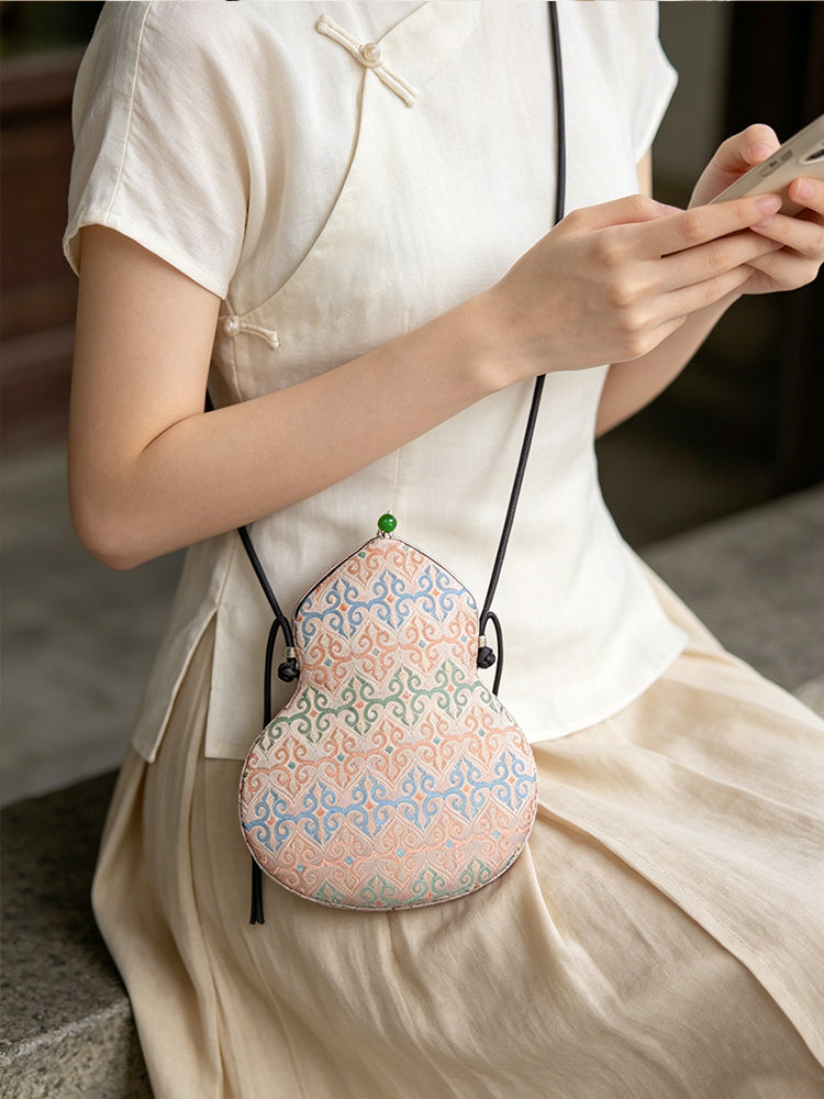 Scroll Grass Song Brocade Gourd Crossbody Bag | 卷草纹宋锦葫芦斜挎包