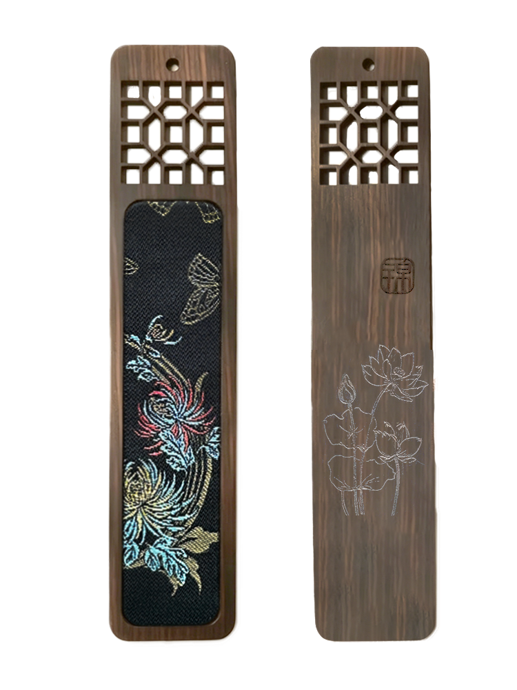 Four Gentlemen Song Brocade Bookmark by Zhang Guoquan 张国权四君子宋锦书签