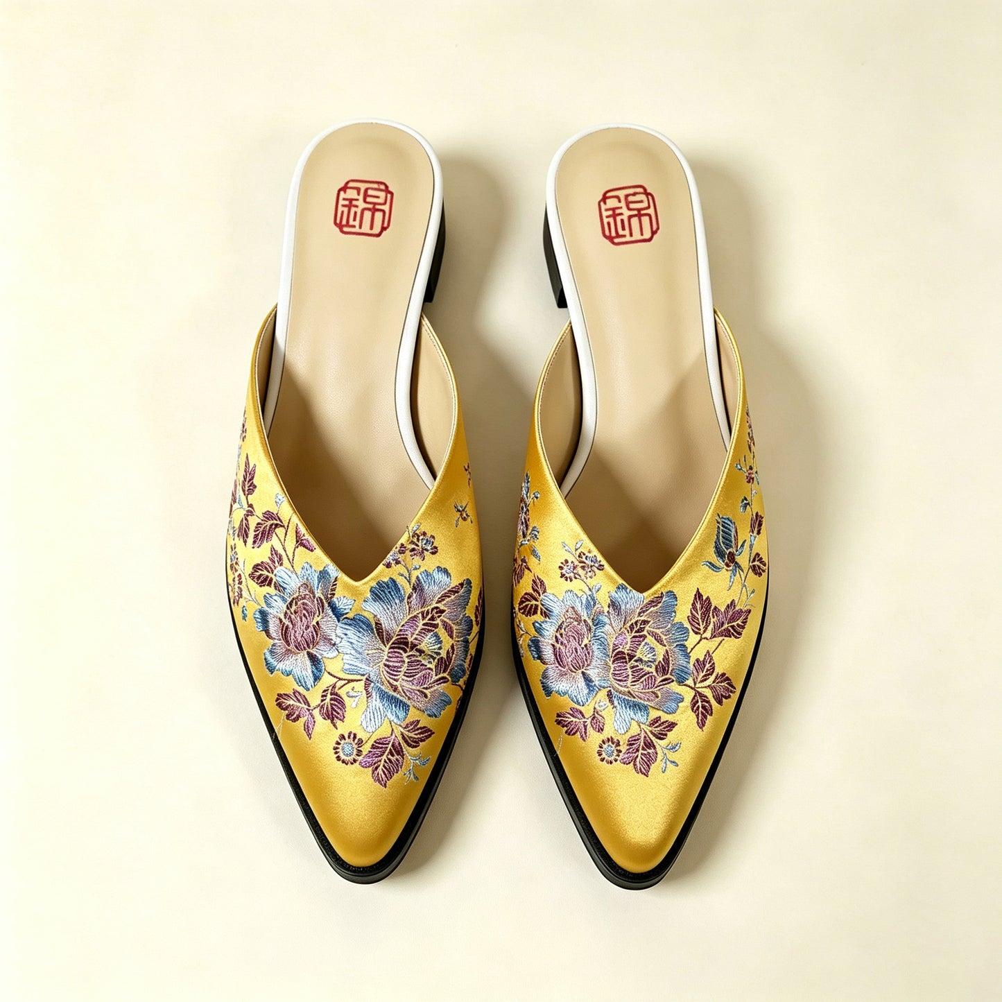 Custom Vintage Old‑Stock Brocade‑Satin Pointed‑Toe Shoes | 定制老缎复古尖头鞋