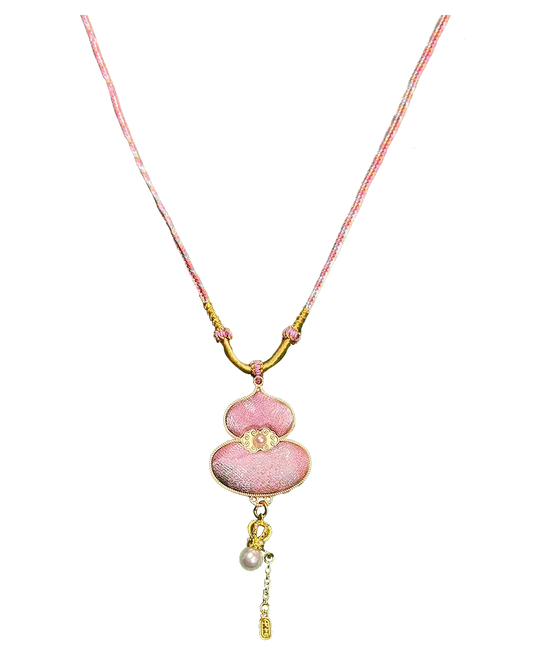 Rose Tale Song Brocade Necklace by Lu Meiying 陆美英玫瑰故事宋锦项链