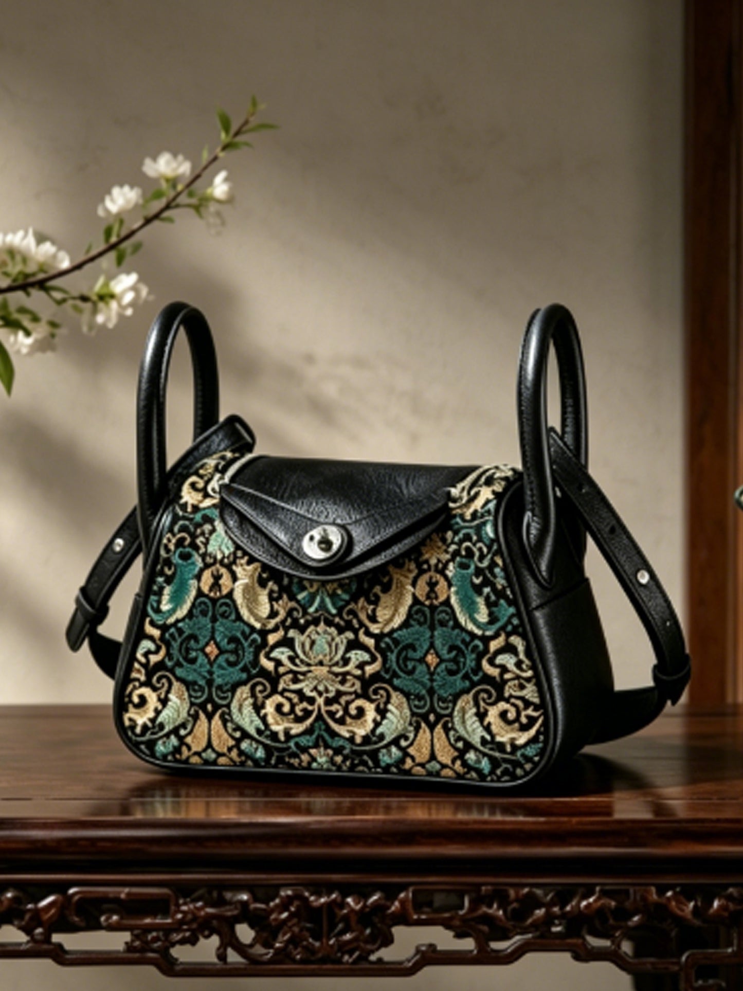 Shangjiukai Shiny Gold Green Banana Leaf & Lotus Pattern Song Brocade Pillow Bag | 上久楷炫金绿蕉叶莲纹宋锦枕头包