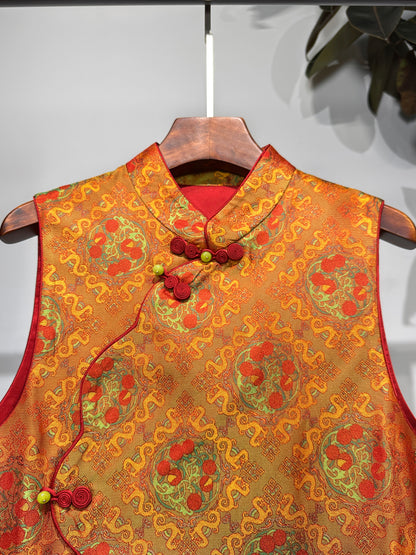 Song Brocade Waistcoat・Exquisite Lychee Motif 玲珑荔枝宋锦马甲