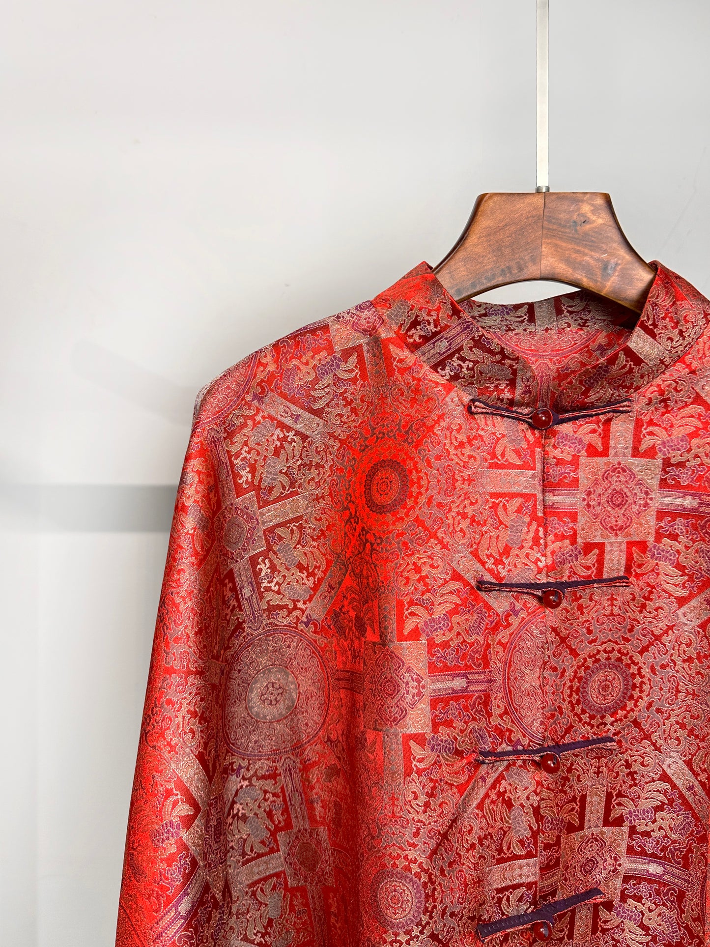 Song Brocade Coat・Red Bada Yun Color-blocked Design 红八大晕宋锦撞色外套