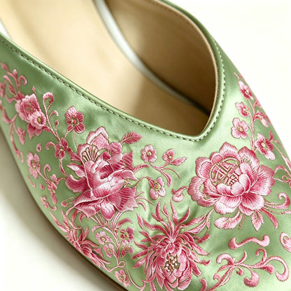 Custom Vintage Old‑Stock Brocade‑Satin Pointed‑Toe Shoes | 定制老缎复古尖头鞋