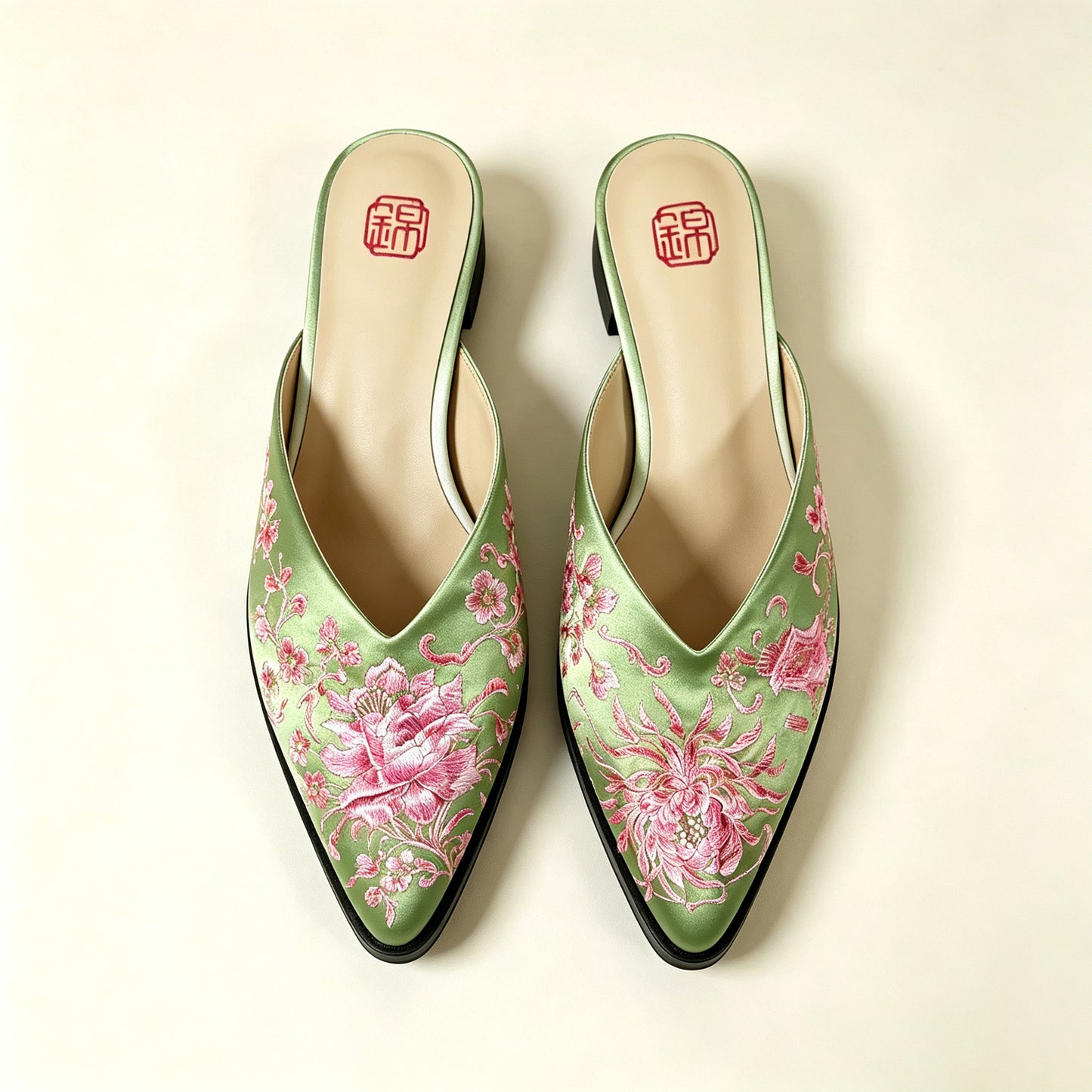 Custom Vintage Old‑Stock Brocade‑Satin Pointed‑Toe Shoes | 定制老缎复古尖头鞋