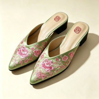 Custom Vintage Old‑Stock Brocade‑Satin Pointed‑Toe Shoes | 定制老缎复古尖头鞋