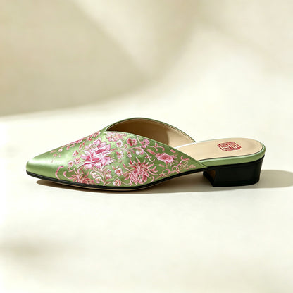 Custom Vintage Old‑Stock Brocade‑Satin Pointed‑Toe Shoes | 定制老缎复古尖头鞋