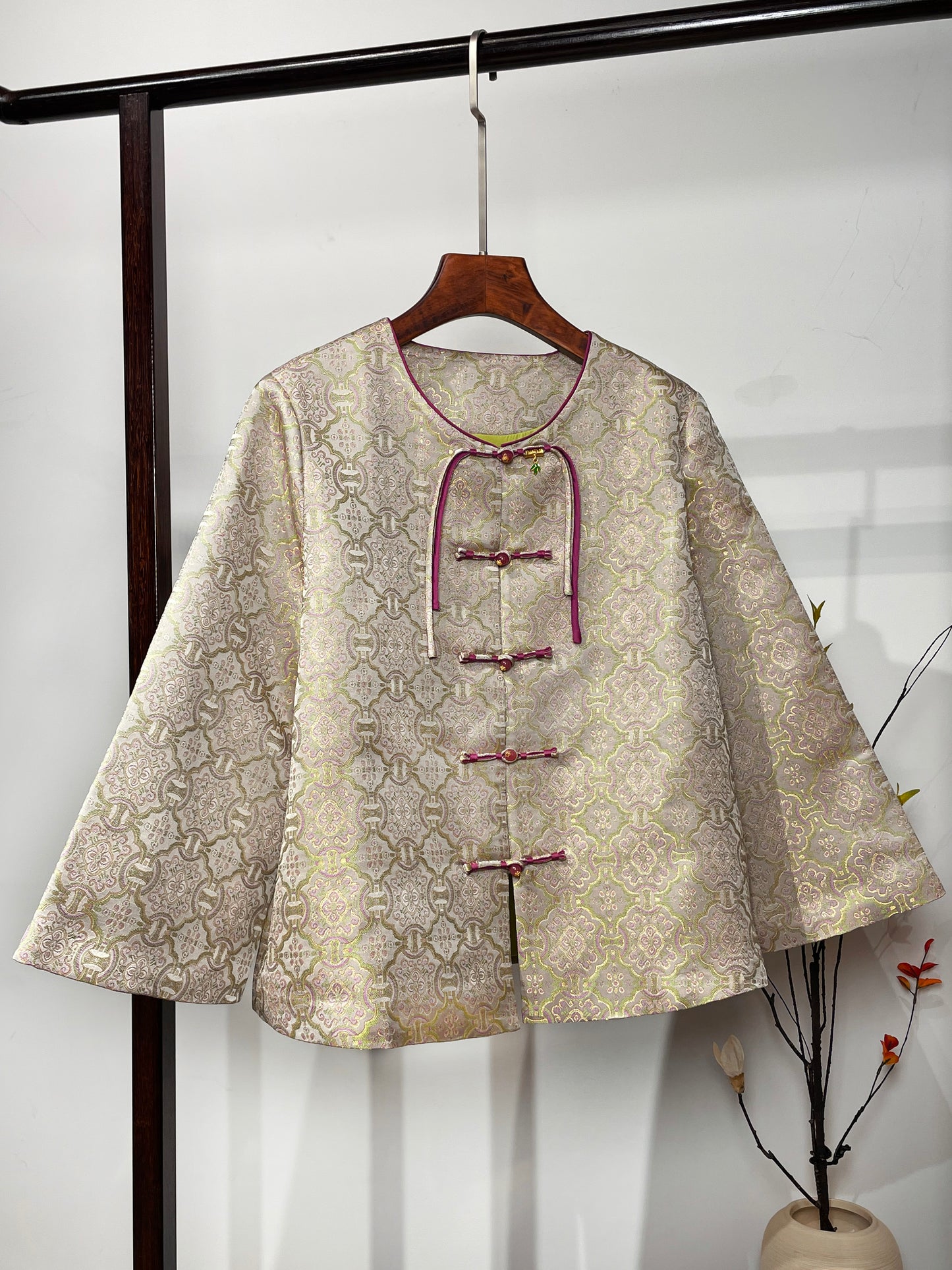 Song Brocade Coat・Shangjiukai Pink Ding Sheng Motif 上久楷同款粉定胜宋锦外套