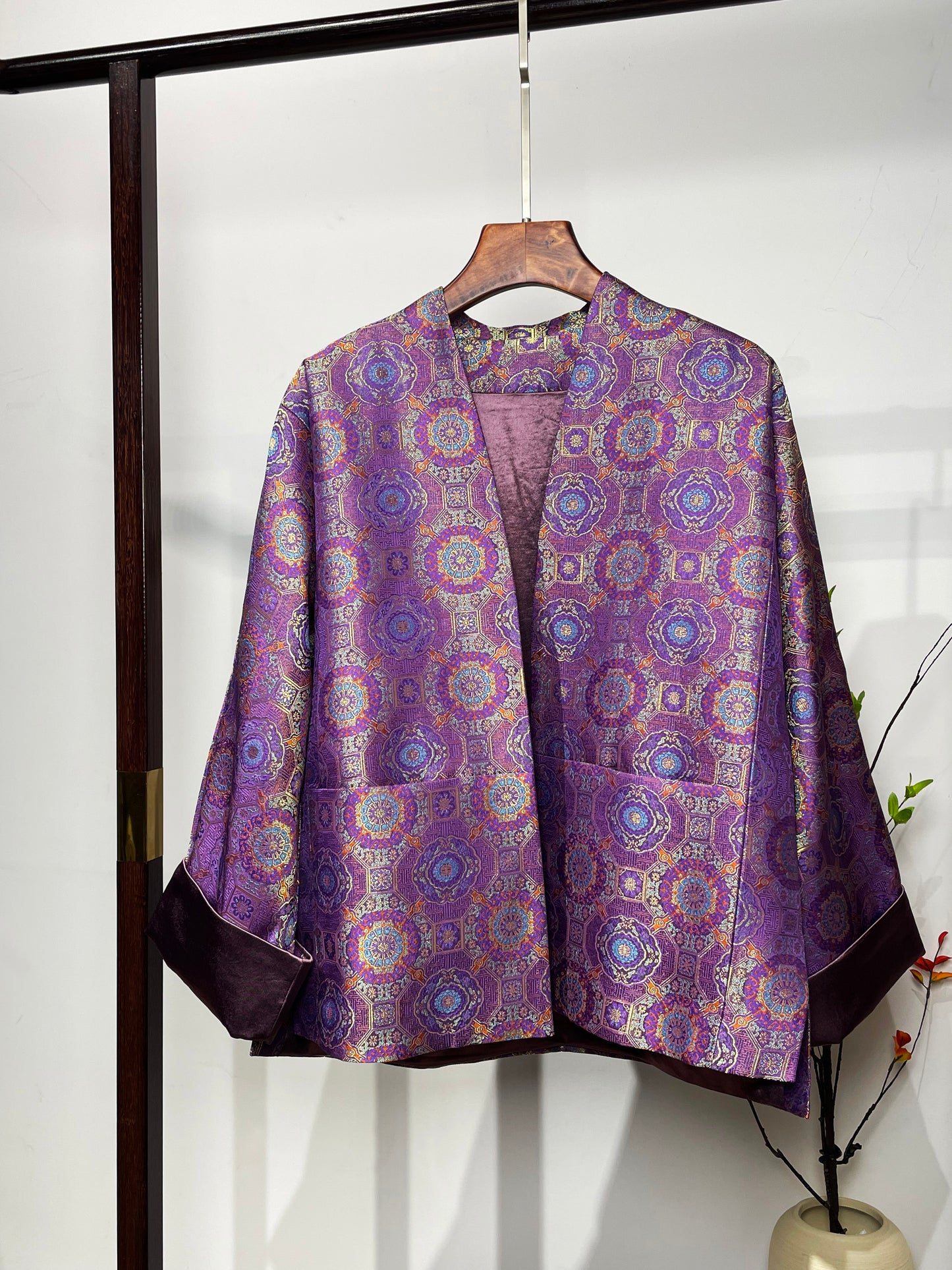 Song Brocade Coat・Purple Sidanyun Pattern 紫色四达晕纹样宋锦外套