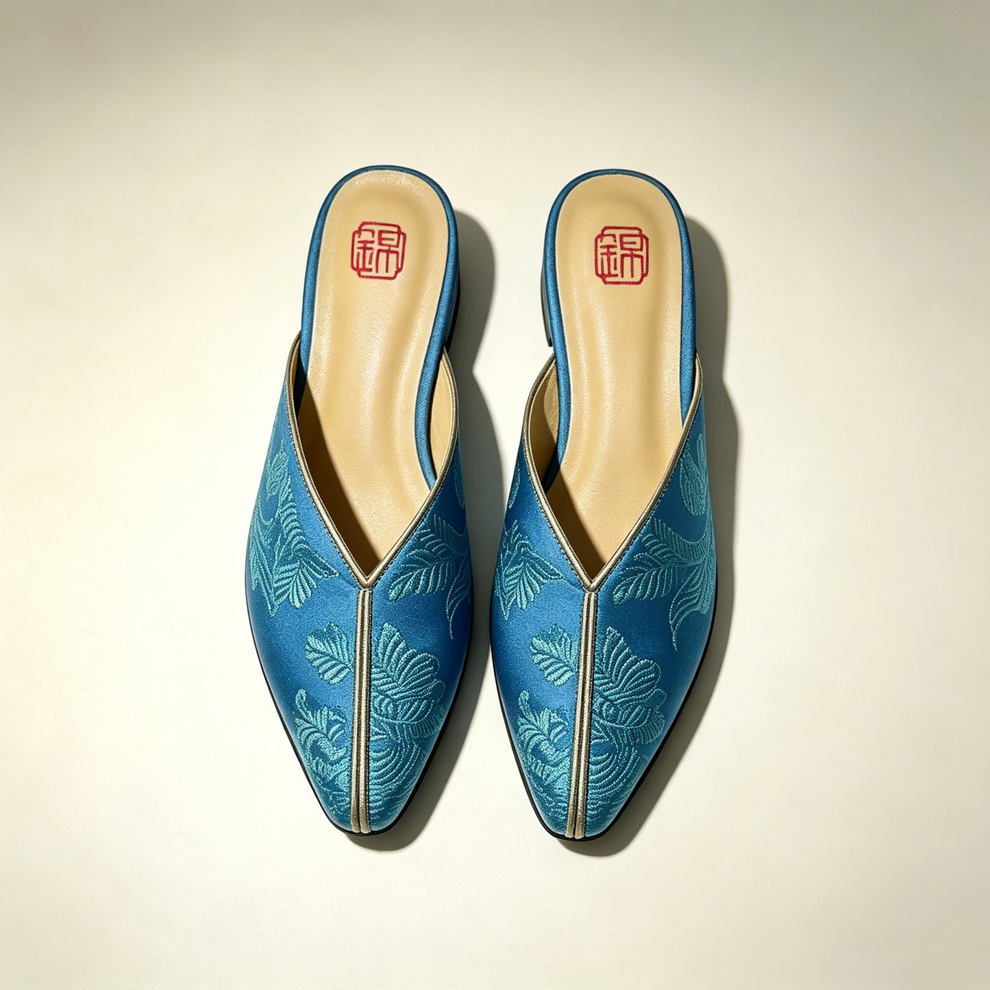 Custom Blue Vintage Satin Embroidered Mule Slippers | 定制款蓝色老缎面刺绣穆勒鞋