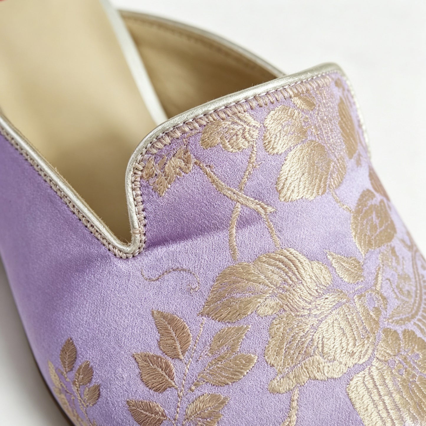 Custom Lavender Vintage Satin Embroidered Mules | 定制款淡紫色老缎面刺绣穆勒鞋