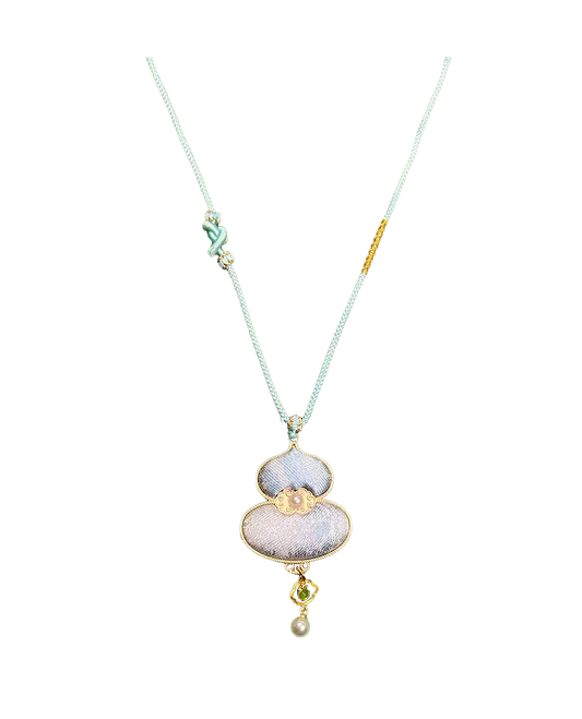 Fragrant Blossoms Song Brocade Necklace by Zhang Guoquan 张国权郁满天香宋锦项链