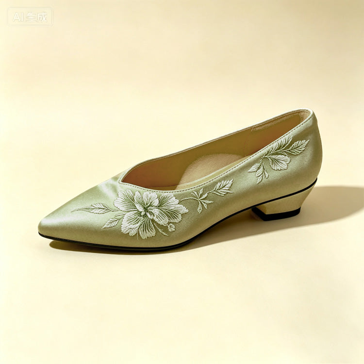 Custom‑Made Retro Old‑Satin Pointed‑Toe Low‑Cut Low‑Heel Pumps | 定制老缎复古尖头低跟浅口鞋