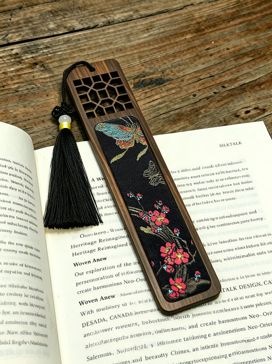 Four Gentlemen Song Brocade Bookmark by Zhang Guoquan 张国权四君子宋锦书签