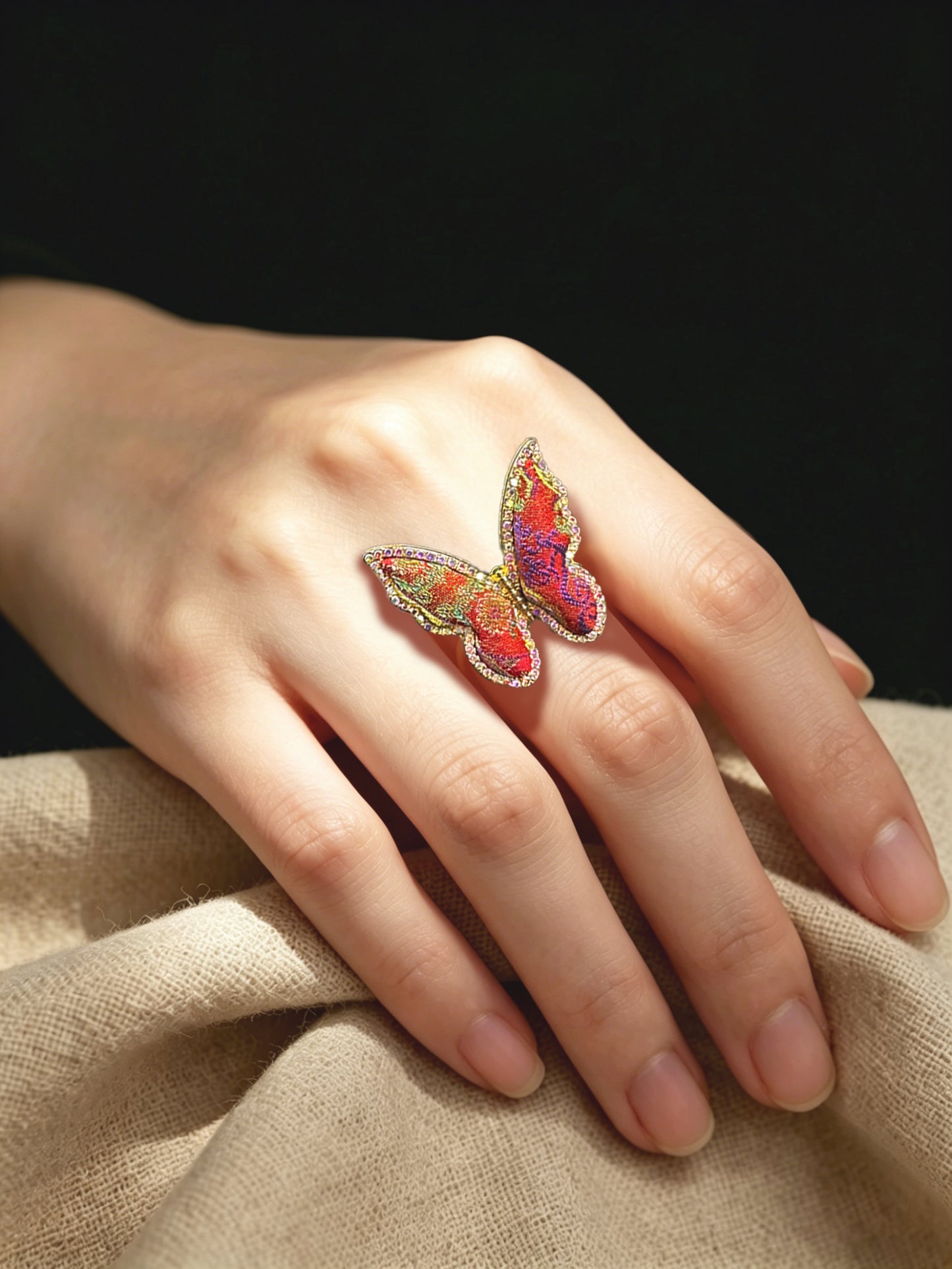 Lu Meiying Red Kui-Dragon Badayun Song Brocade Butterfly Ring | 陆美英红色夔龙八达晕宋锦蝴蝶戒指